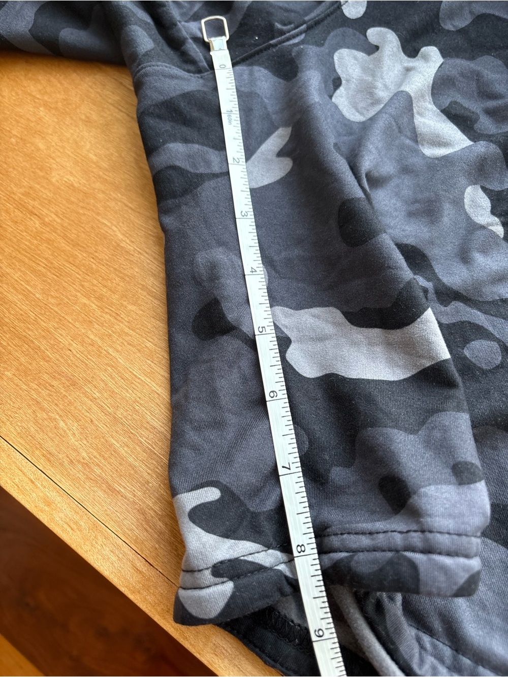 Reebok Men’s Black & Gray Camo Athletic Shorts - Picture 10 of 15